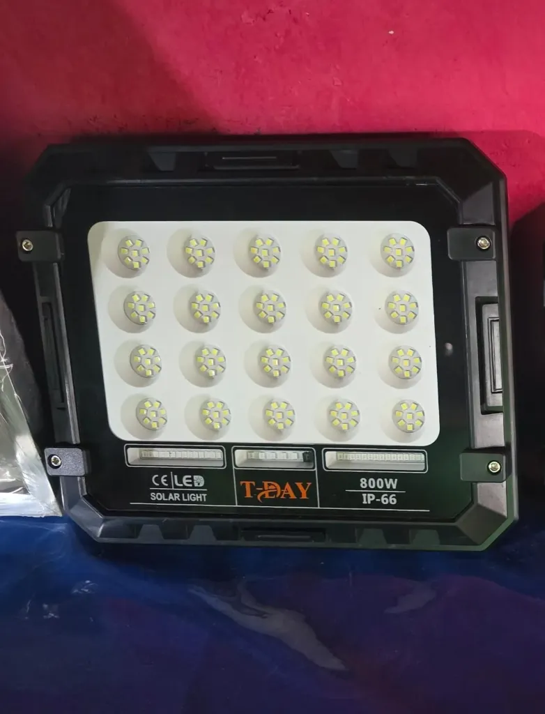 Farol 800W IP66